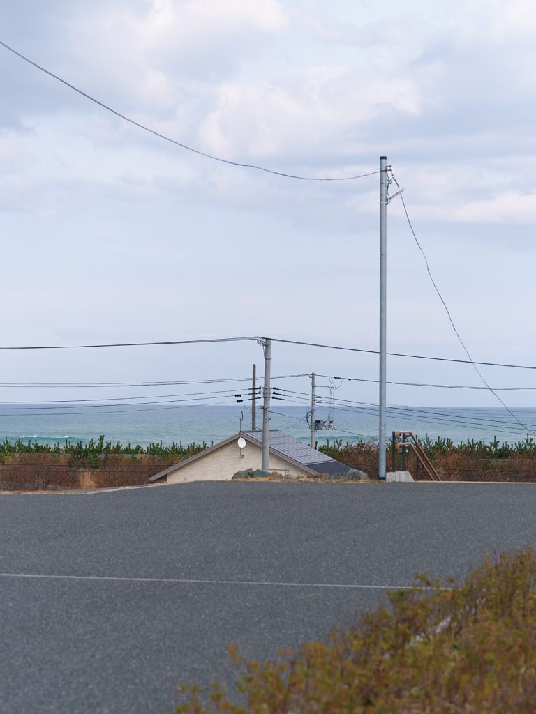 照片詩集『New Habitations: from North to East 11 years after 3.11』新書推介